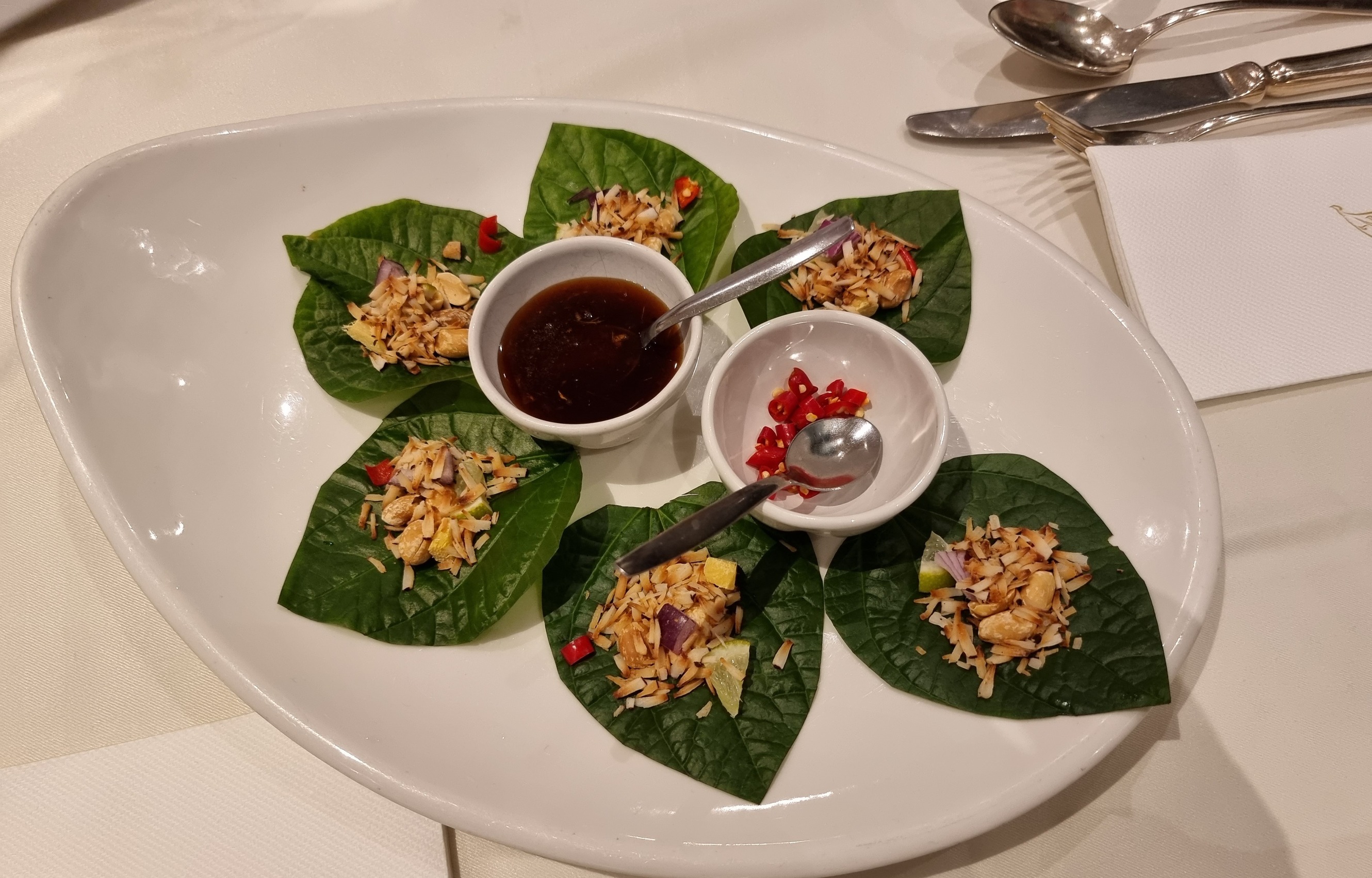Volgens het Thaise Ministerie zitten de meeste beste Thaise restaurants in Amsterdam