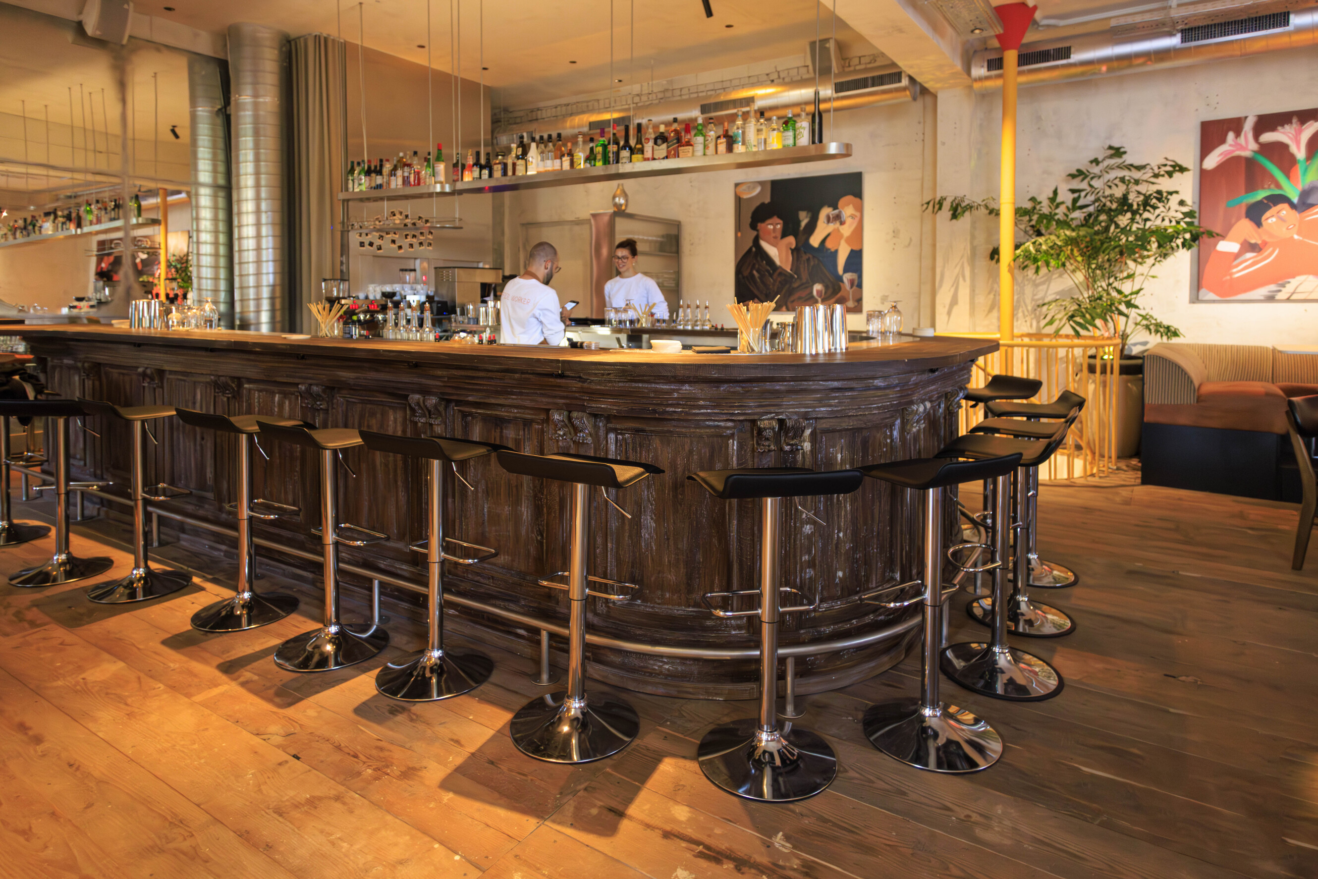 Kantoor 1643: goede cocktails en hotspotpotentie