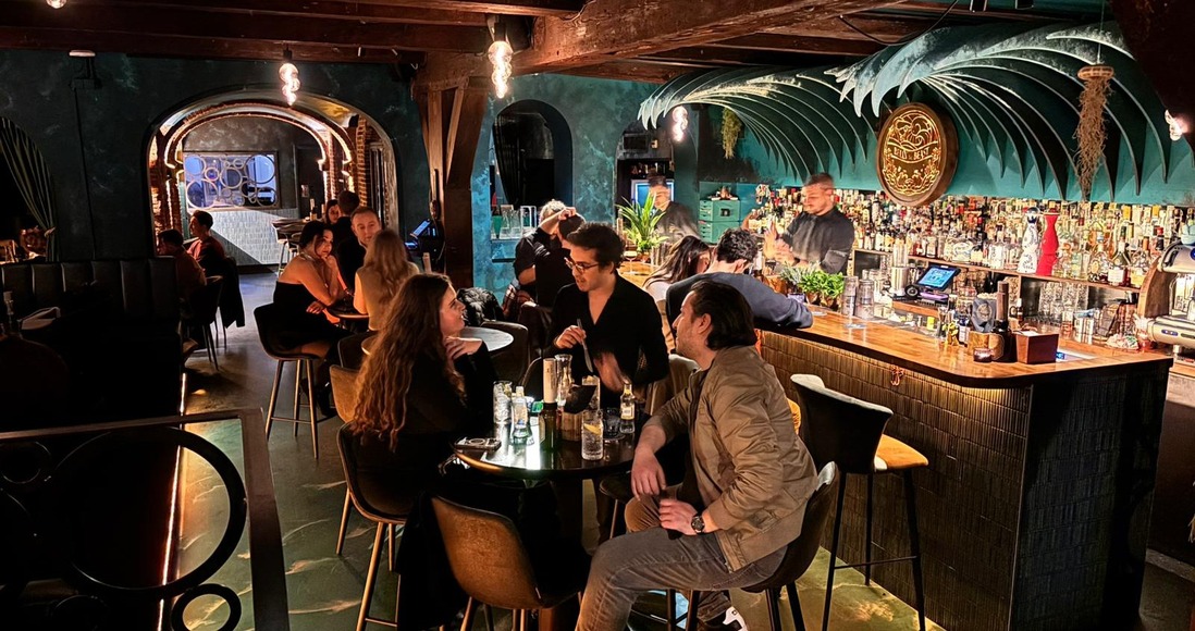 Bij Belly of the Beast zingen de cocktails als sirenen