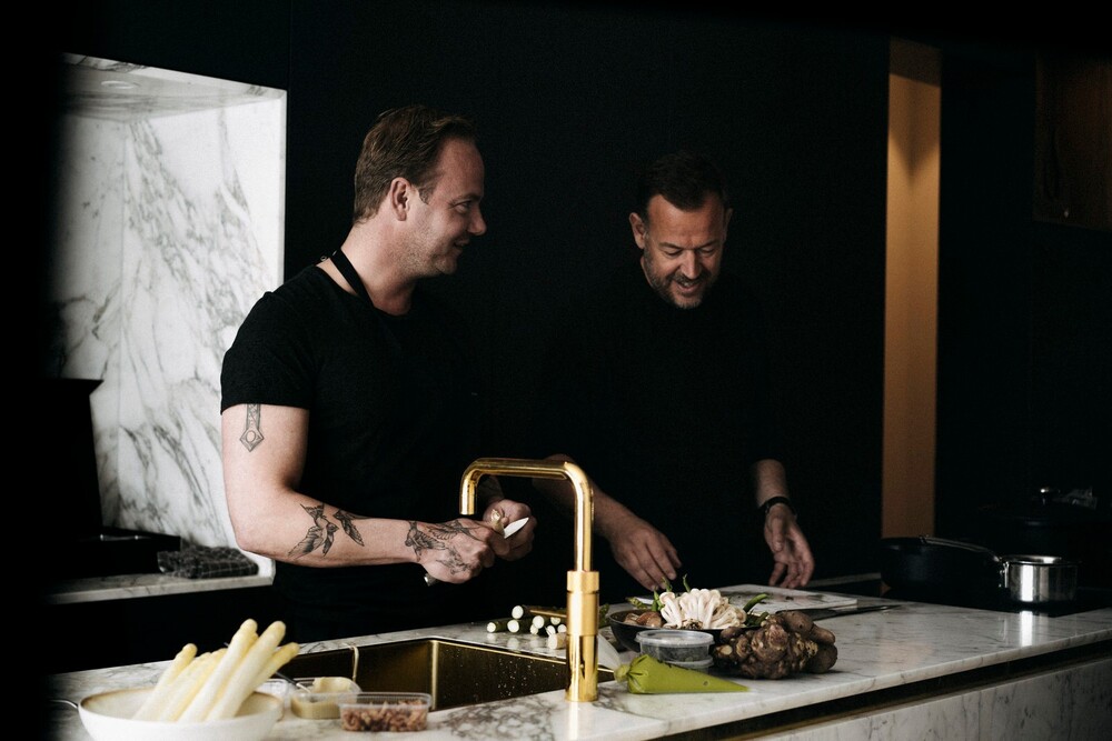 212 naar 7 dagen lunch, diner, afhalen en varen
