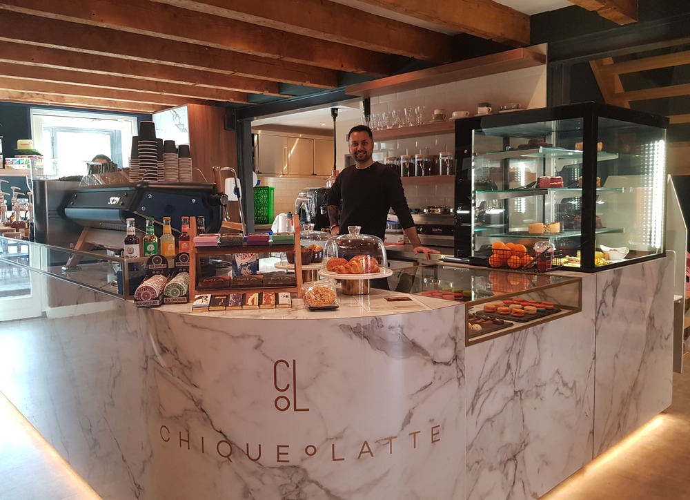 Kunst, koffie en chocolade bij Chiqueolatte
