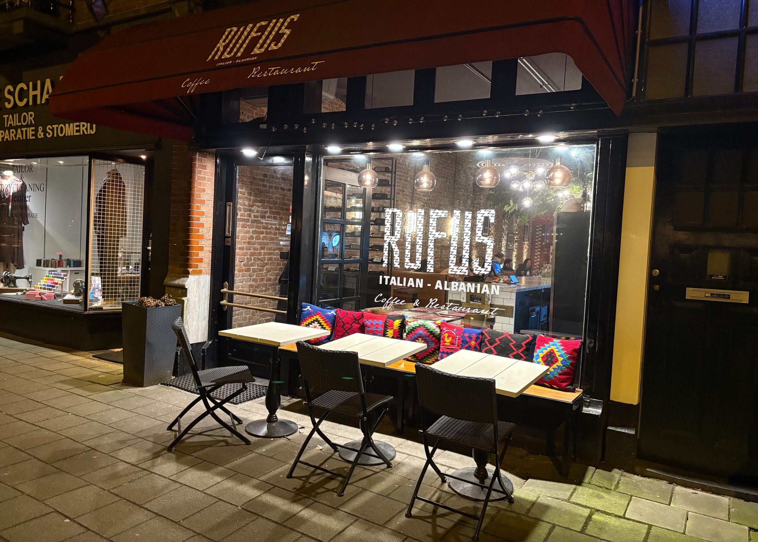 Rufus, een Italiaans-Albanees avontuur in Amsterdam