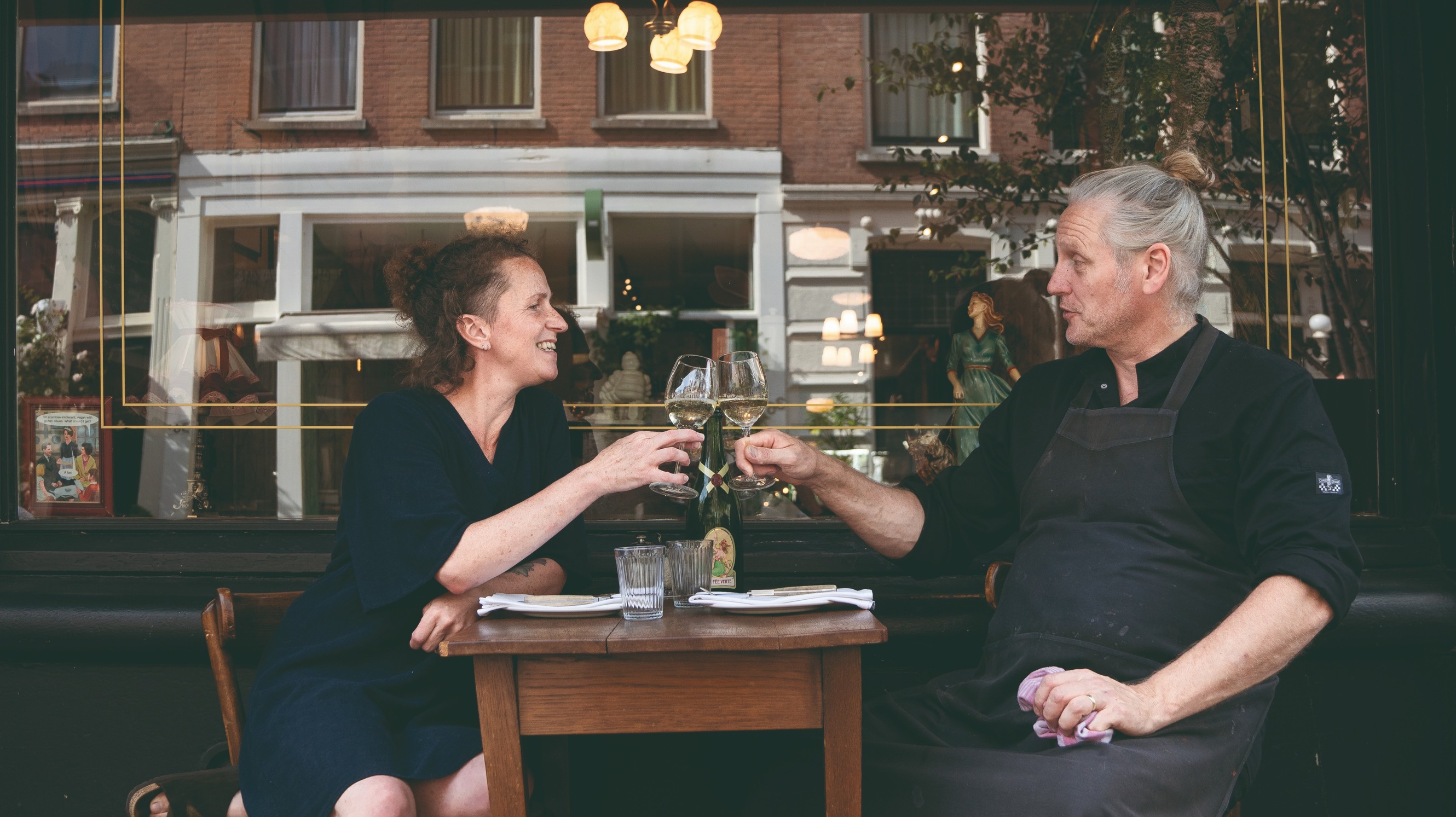 Richard en Angelique van Sans Frou Frou doen het samen