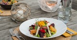salade-storm-beach-bar-de-buik-van-rotterdam.jpg