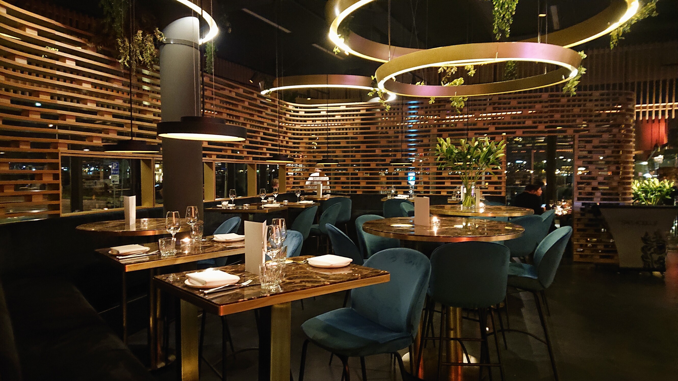 Nieuw: ZA in de Houthavens, waar je de Mediterraanse keuken van een hele andere kant ziet