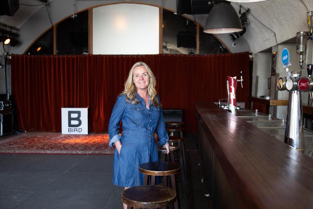 Duizend-en-één-poot Nina Hooimeijer: “Aan alle horecaliefhebbers: #doeslief in 2021”