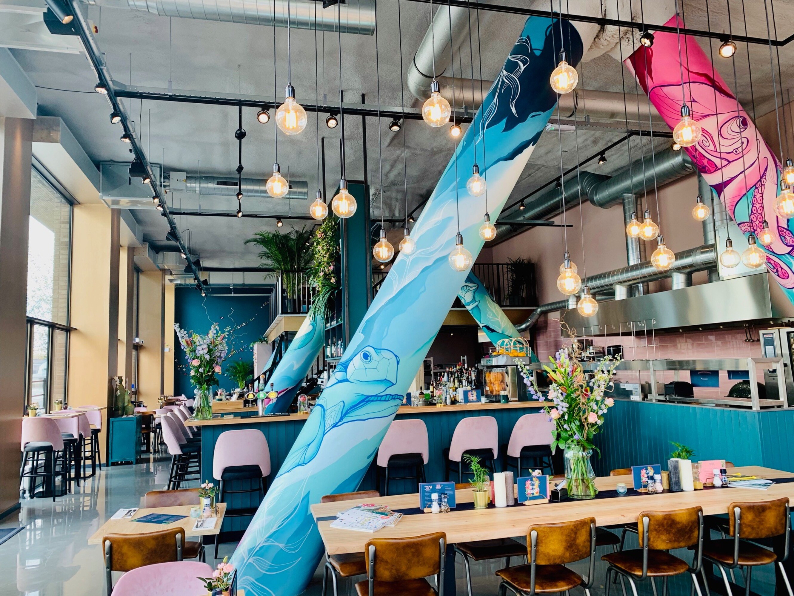 Voordelig 3-gangenmenu met OVMiles bij BY Ami Urban Bistro: kleurrijk dineren