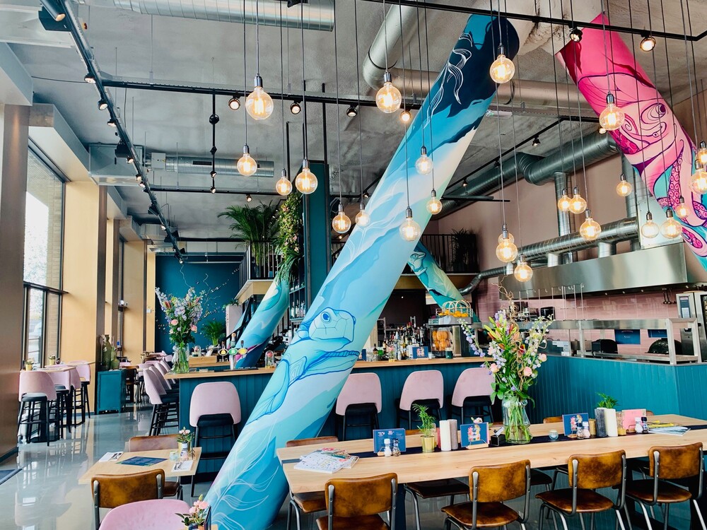 Voordelig 3-gangenmenu met OVMiles bij BY Ami Urban Bistro: kleurrijk dineren
