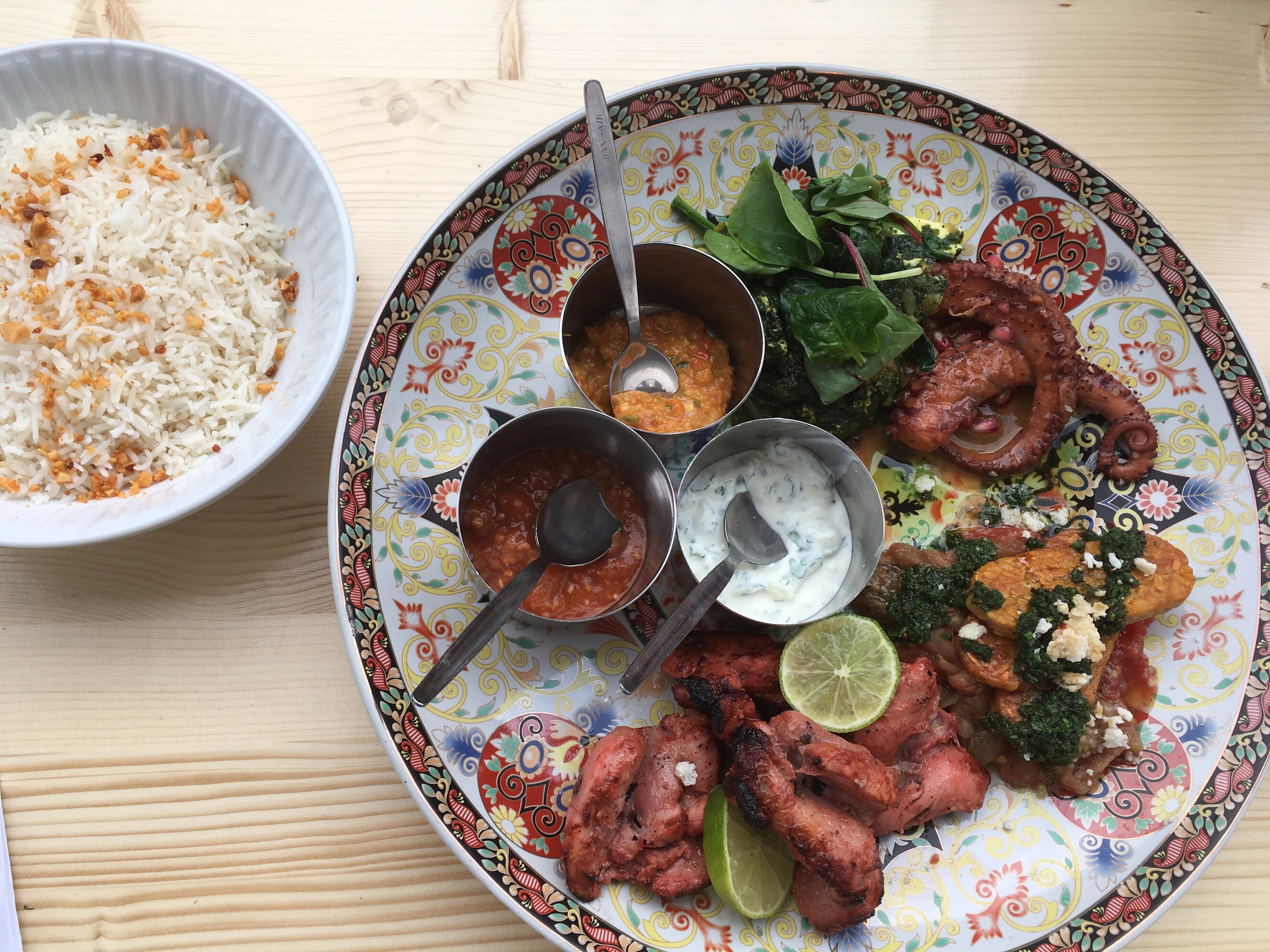 Hete hen bij Tandoor 104