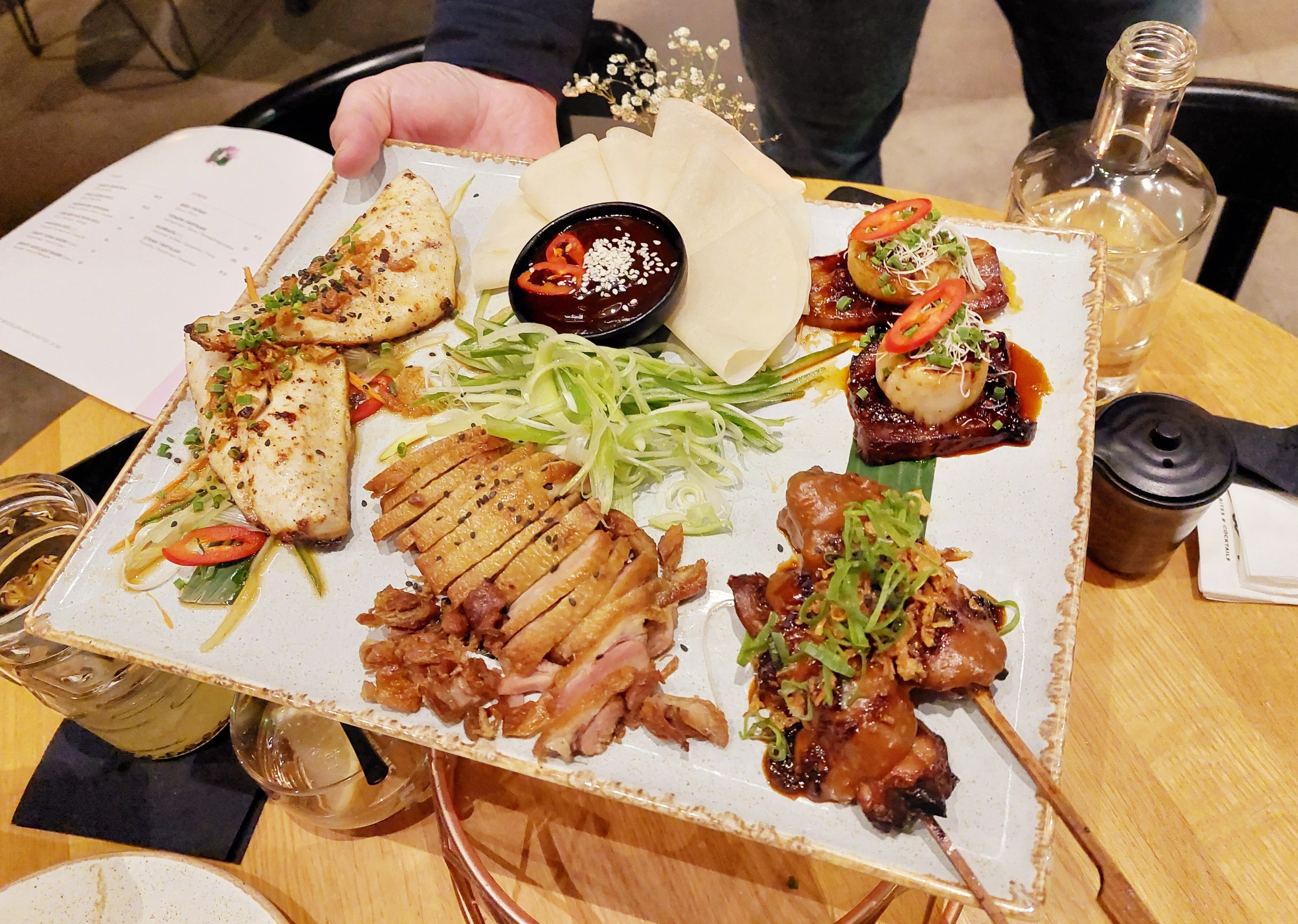 Fred’s Kitchen: sushi & drinks op NDSM