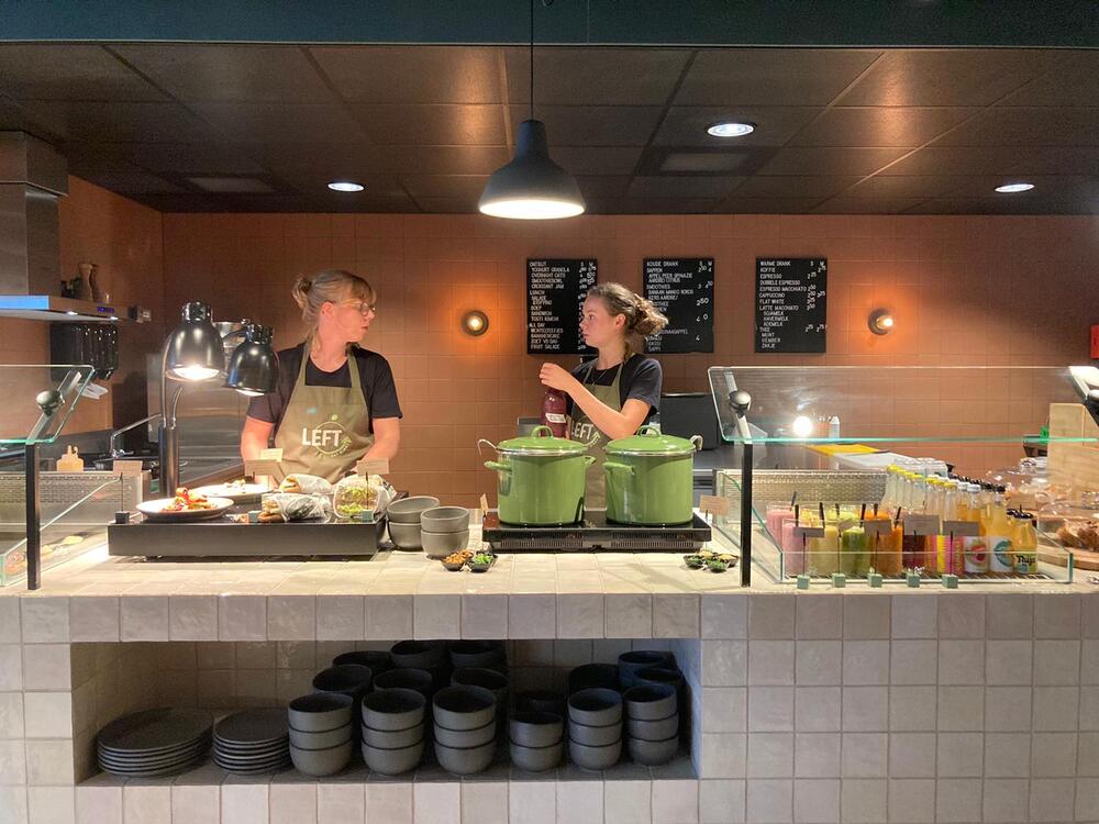 LEFT: iedere dag andere restjes op de kaart