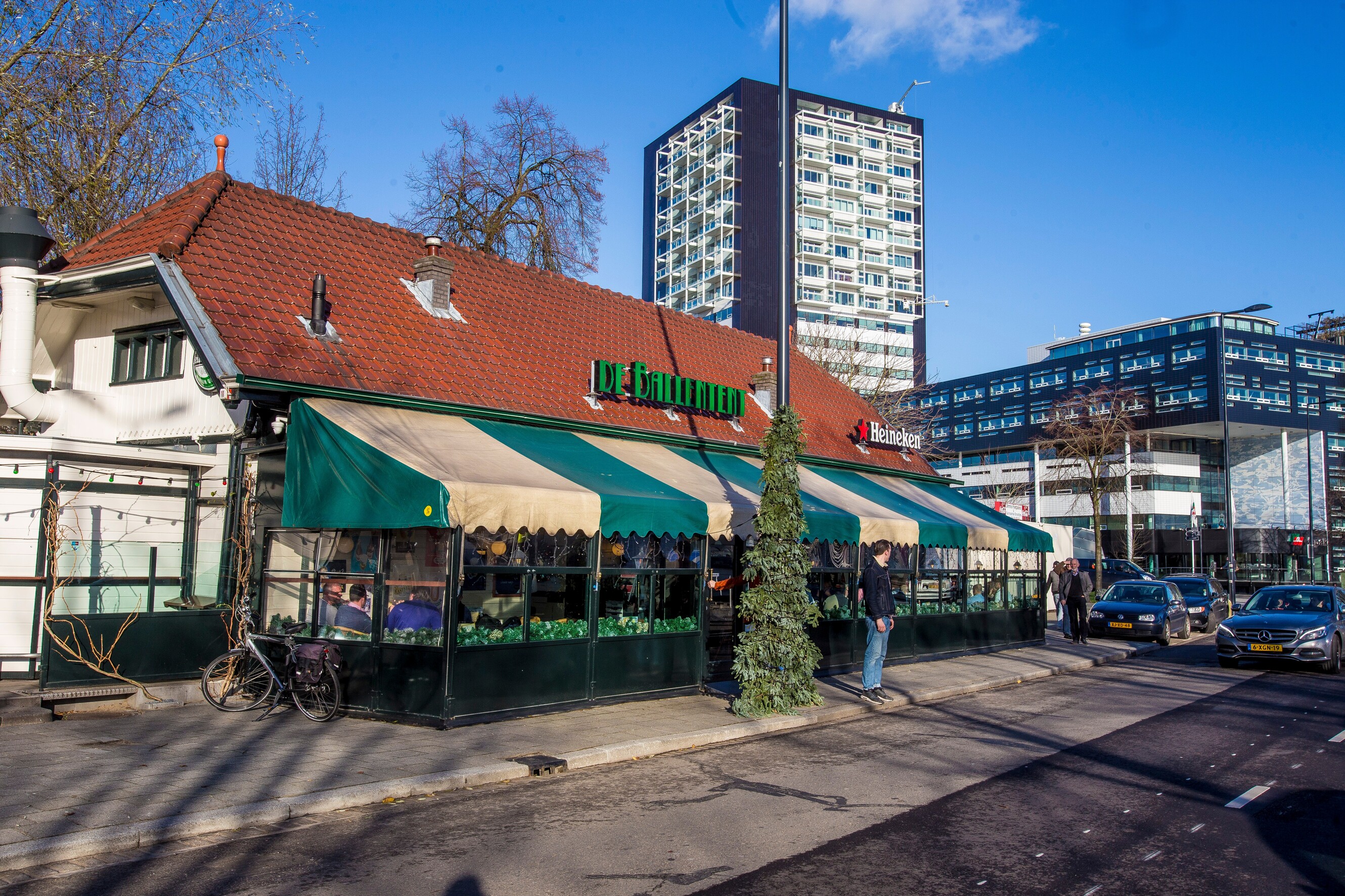 Typisch Rotterdam: ‘Geen gekkigheid’ bij De Ballentent