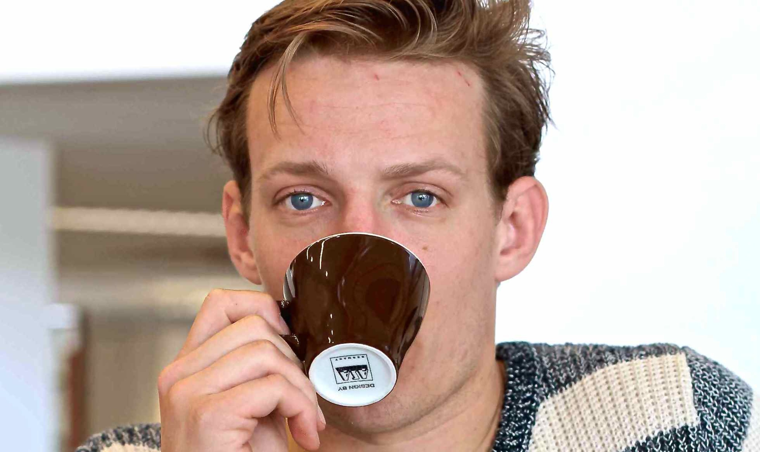 Een barista zet geen koffie, die vertelt een verháál