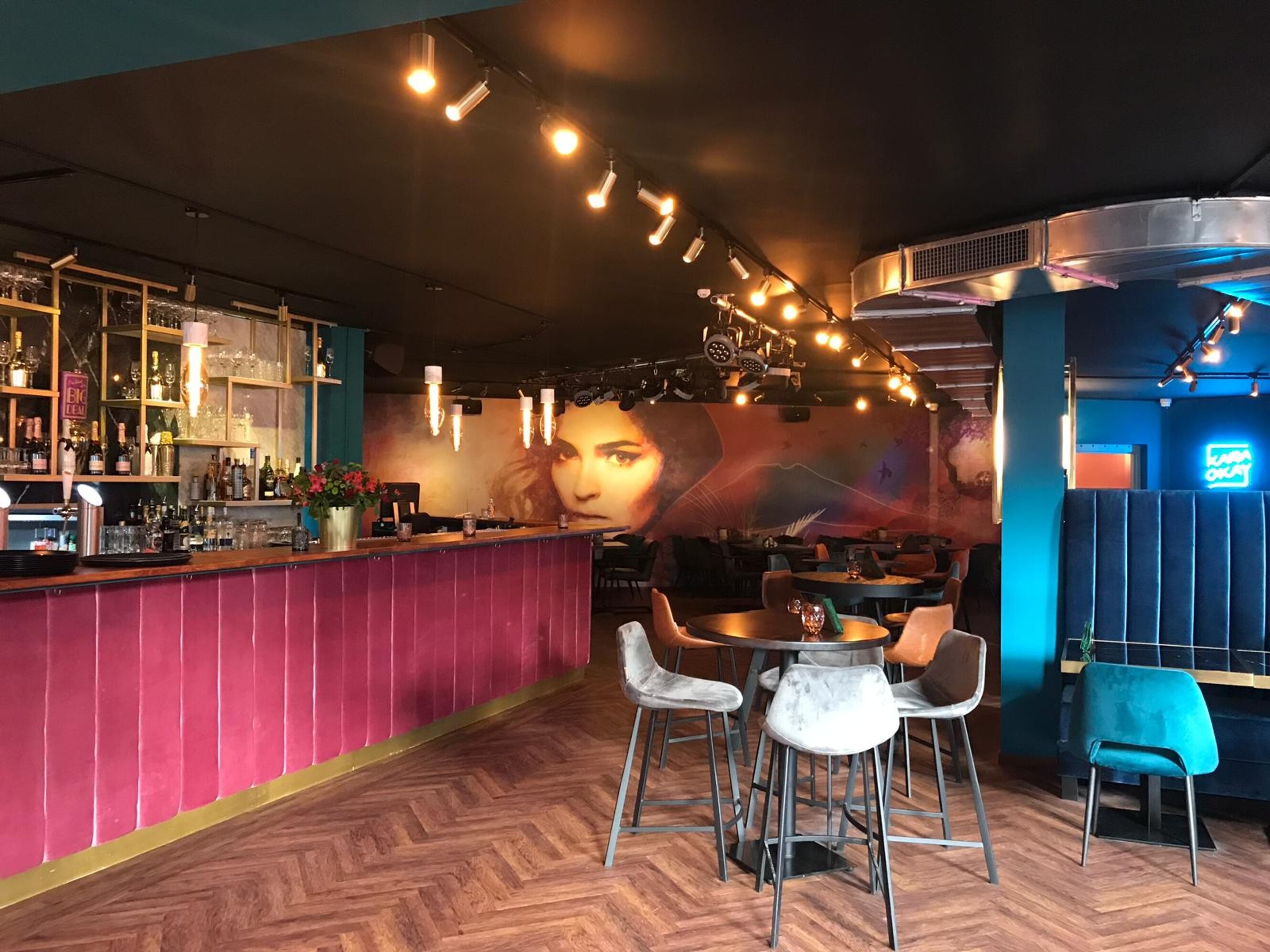 Madam Chen brengt Aziatische streetfood en karaoke naar Rotterdam
