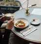 The Villy_The Roofs_pancakes_koffie_de Buik Den Haag.jpg