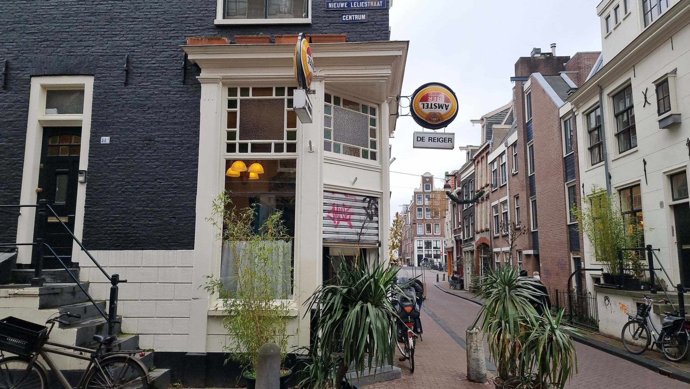 Bij De Reiger hangen ze met de beentjes buiten