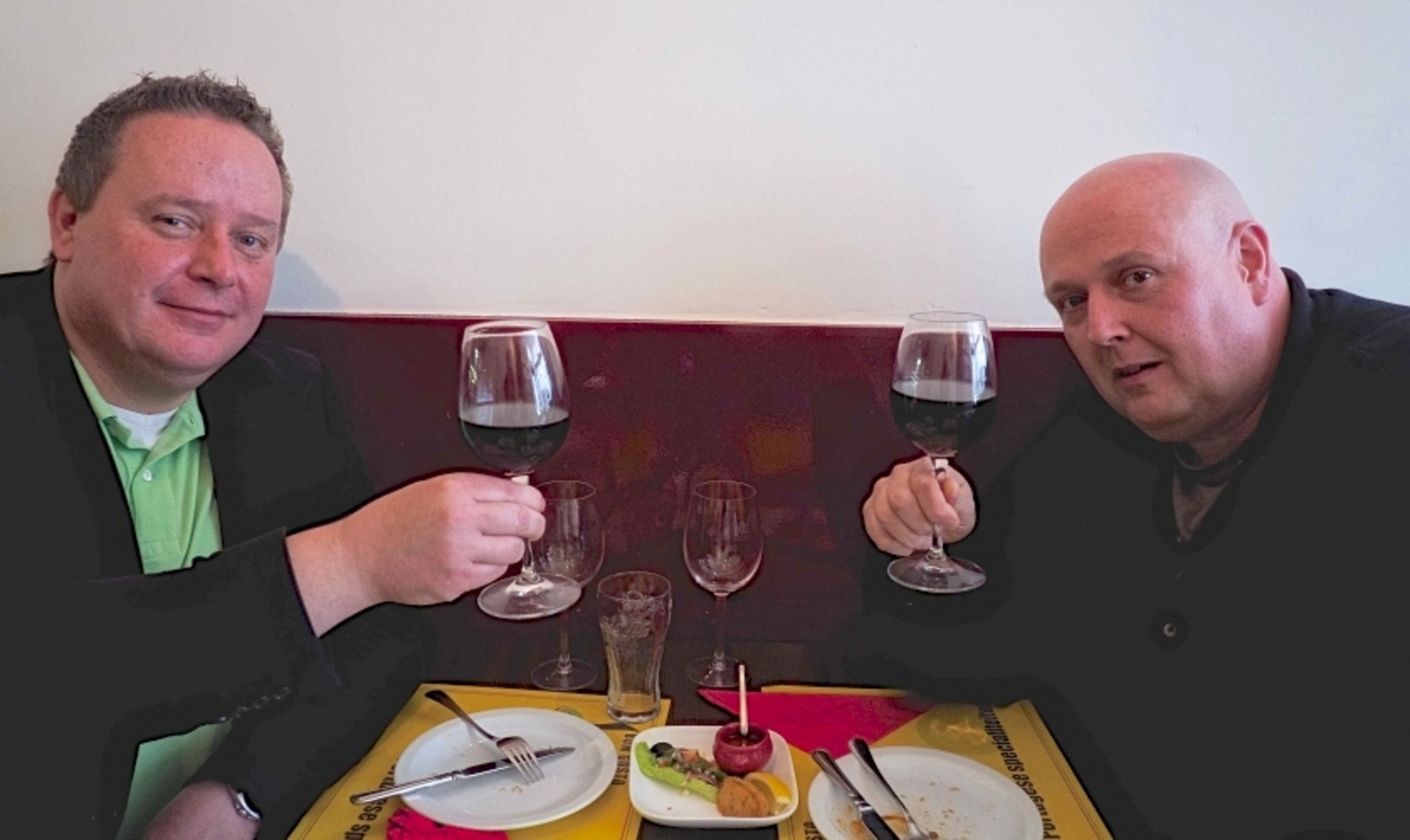 Cor en Lex weten waar je in Portugal de wijn haalt