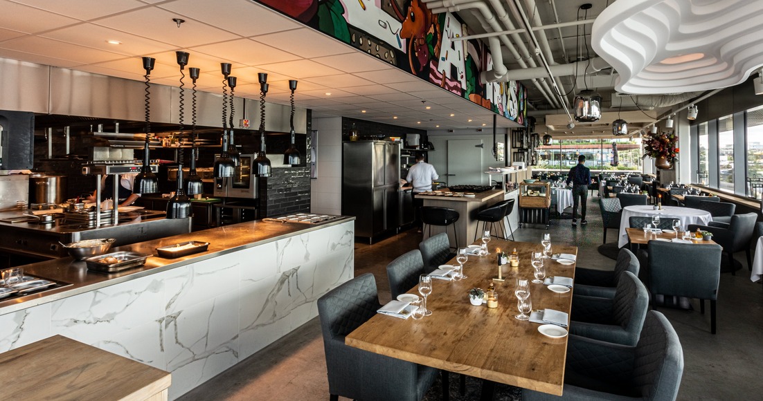 Lars: fine dining met zicht op de Amsterdamse haven