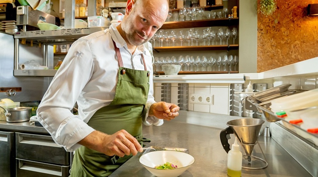 De Buik Live: bij huiskamerrestaurant Beulings in Amsterdam