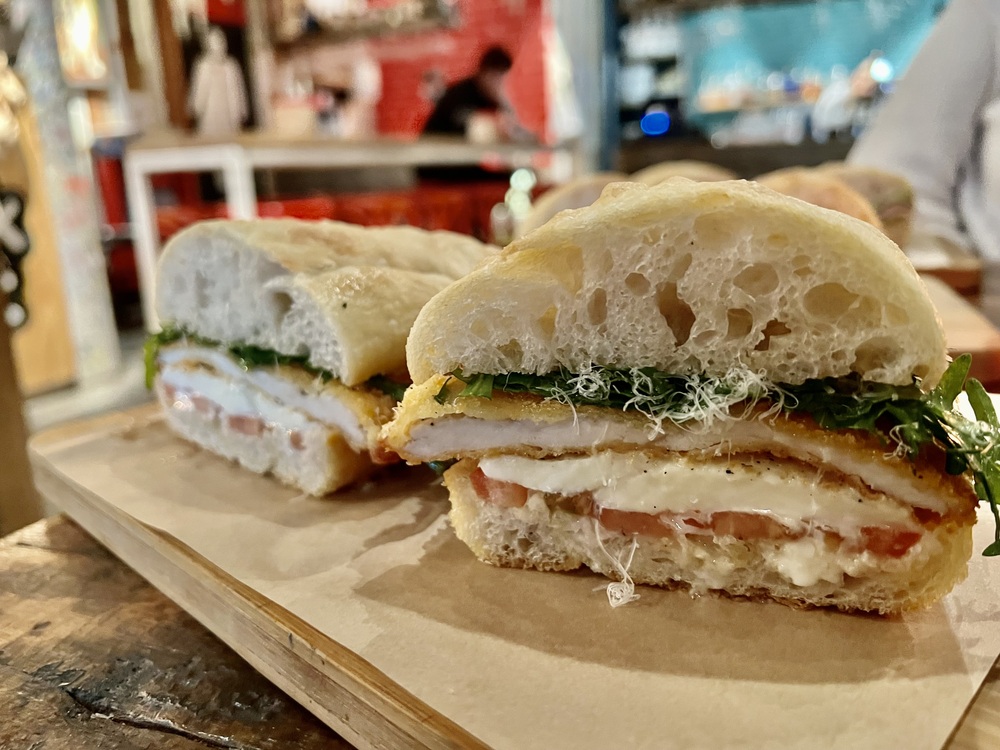 Pazze e Pizze zet panini op de kaart