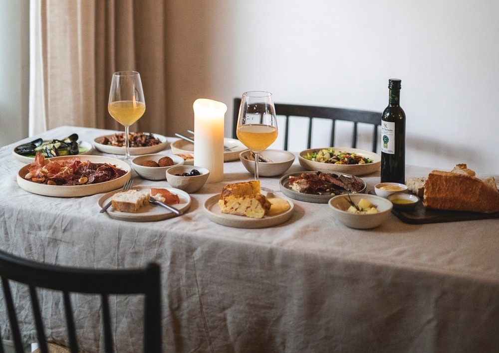 Thuis genieten van Spaanse tapas met Destino