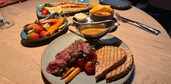 pepersteak-hoofdgerechten-brasserie de schie-debuikvanrotterdam.jpg