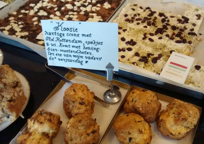 1Koosie scone