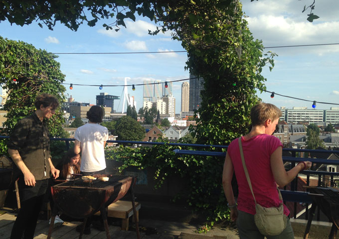 Dak-uitzicht-mooi-barbecue-westblaak