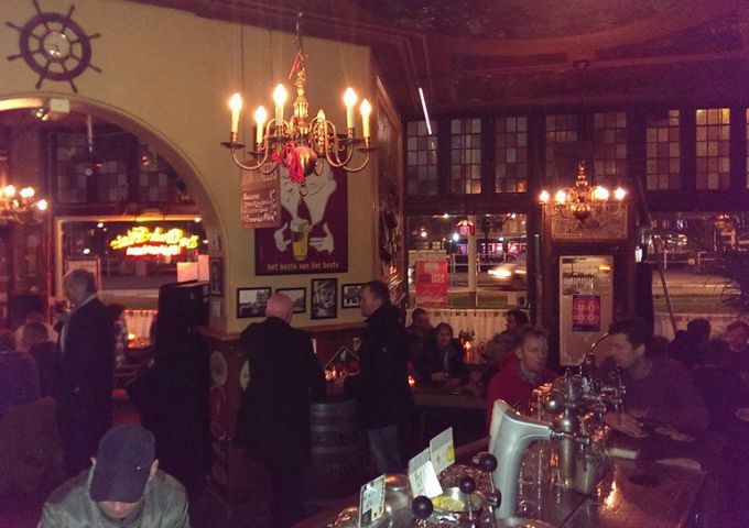 De Oude Sluis binnenkant bar