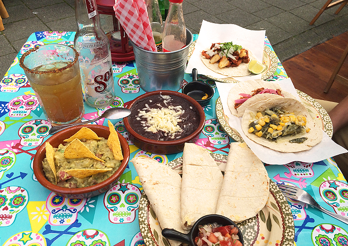 LaTaqueria tacos1