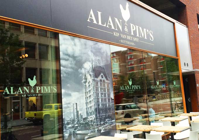 Alan en Pim terras
