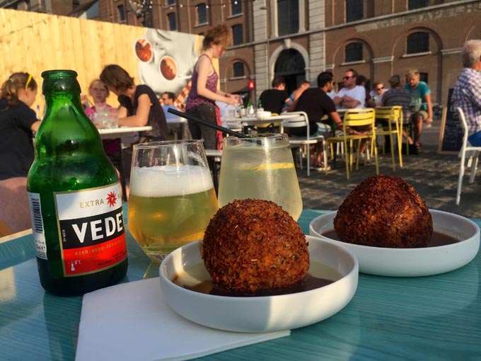 Balls & Glory Antwerpen