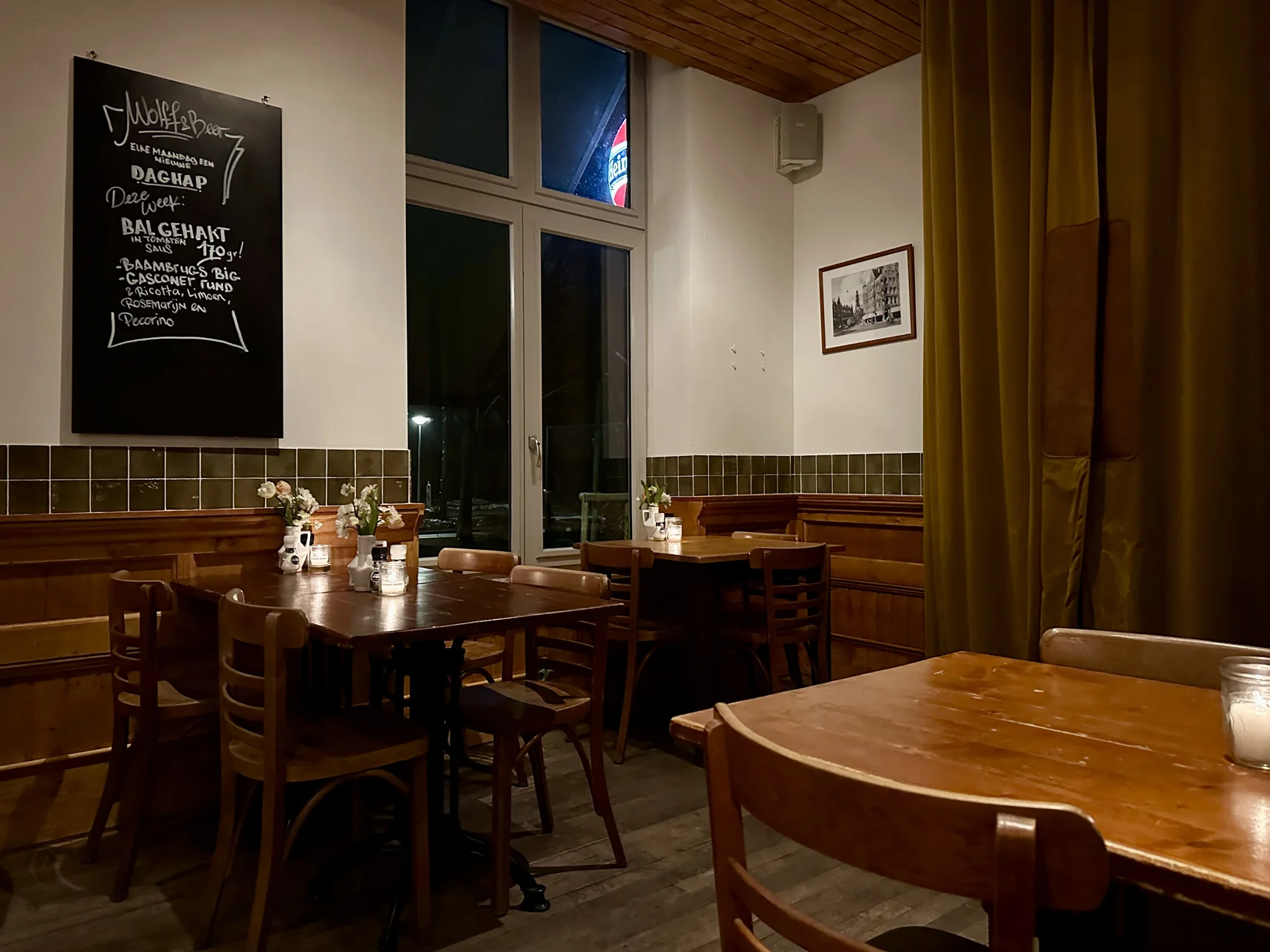 Wolff & Beer, een bruin eetcafé precies zoals dat bedoeld is