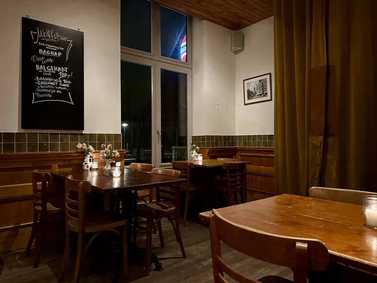 Wolff & Beer, een bruin eetcafé precies zoals dat bedoeld is