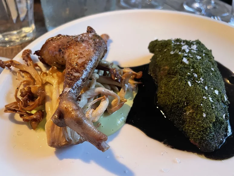 Ñ is een Spaanse havenkroeg met eerlijk eten