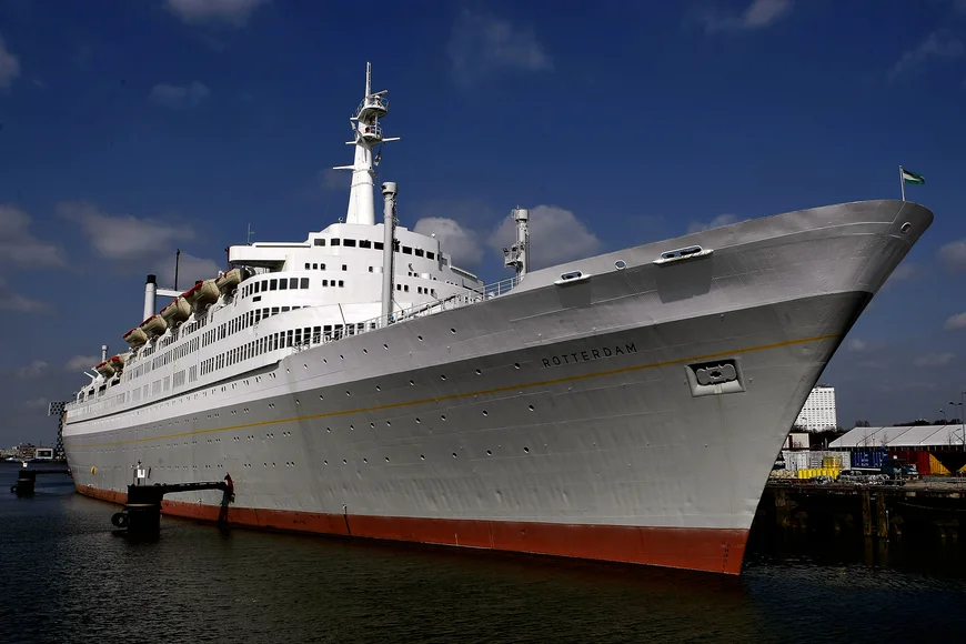 Aan boord voor wijn en winterse smaken op het ss Rotterdam