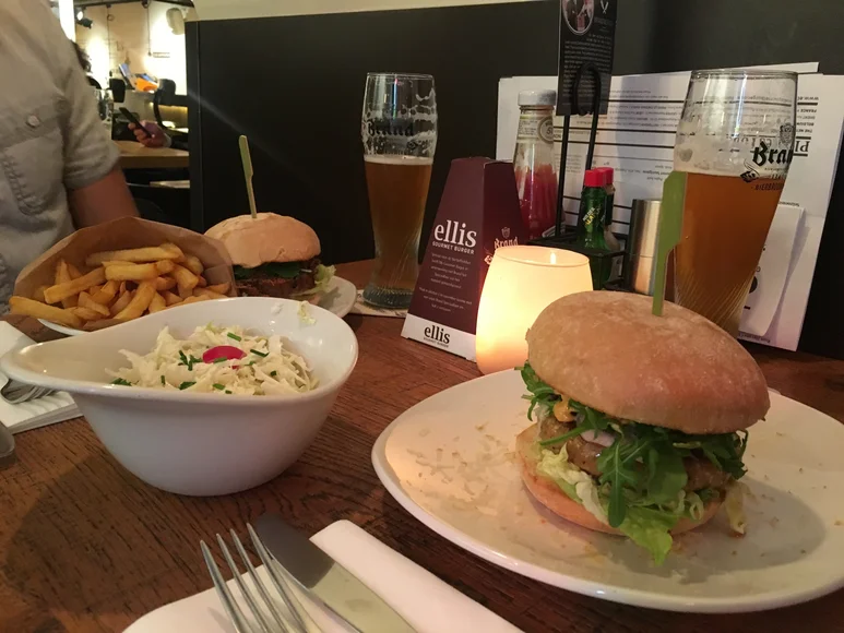 Van venkelworst naar Porky Porchetta met Brandt en Levie en Ellis Gourmet Burgers
