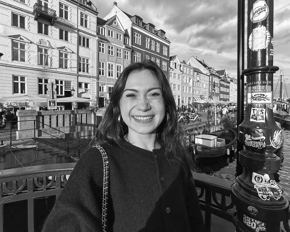 Elena van der Klok<