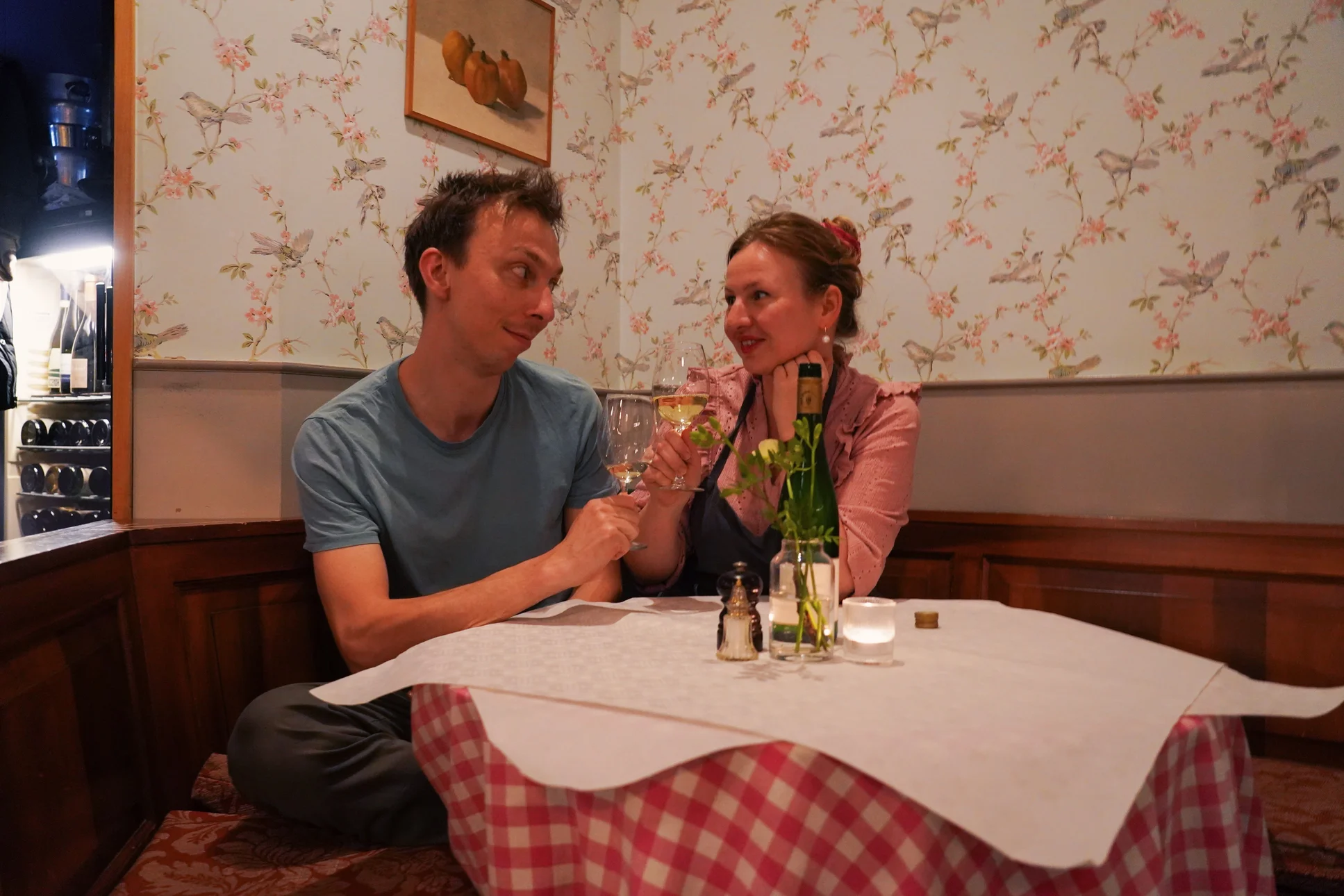 Van eerste kus tot mede-eigenaar: Maria en Nils bouwen samen verder aan Mevrouw Meijer