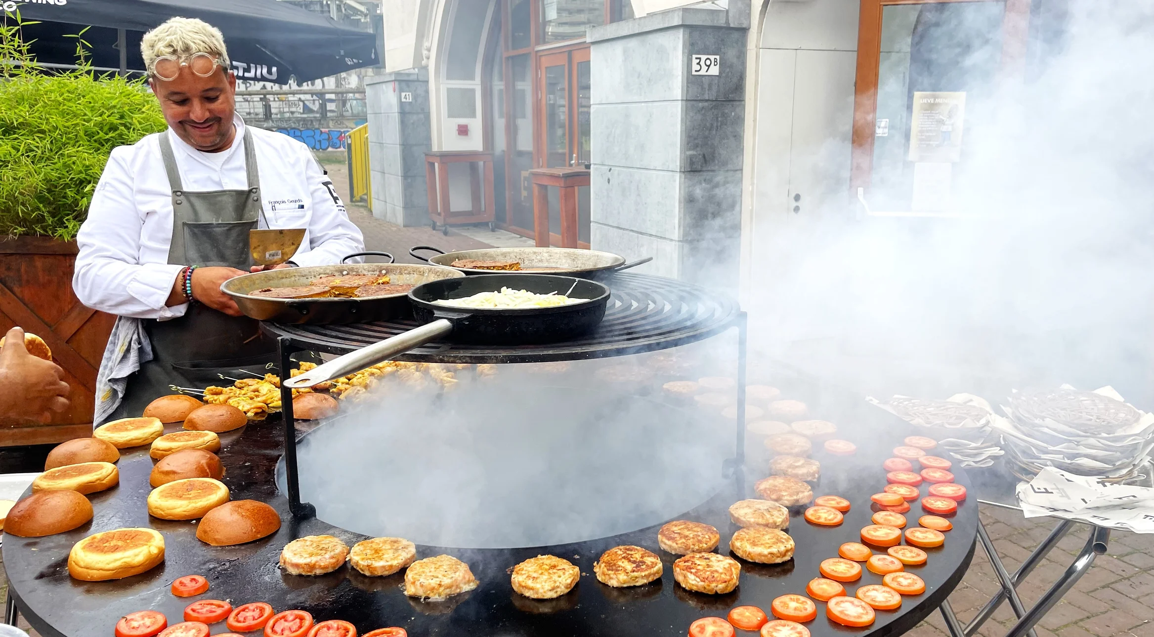 Sterrenrestaurant FG Food Labs* van François Geurds wordt streetfoodbar S.O.S.