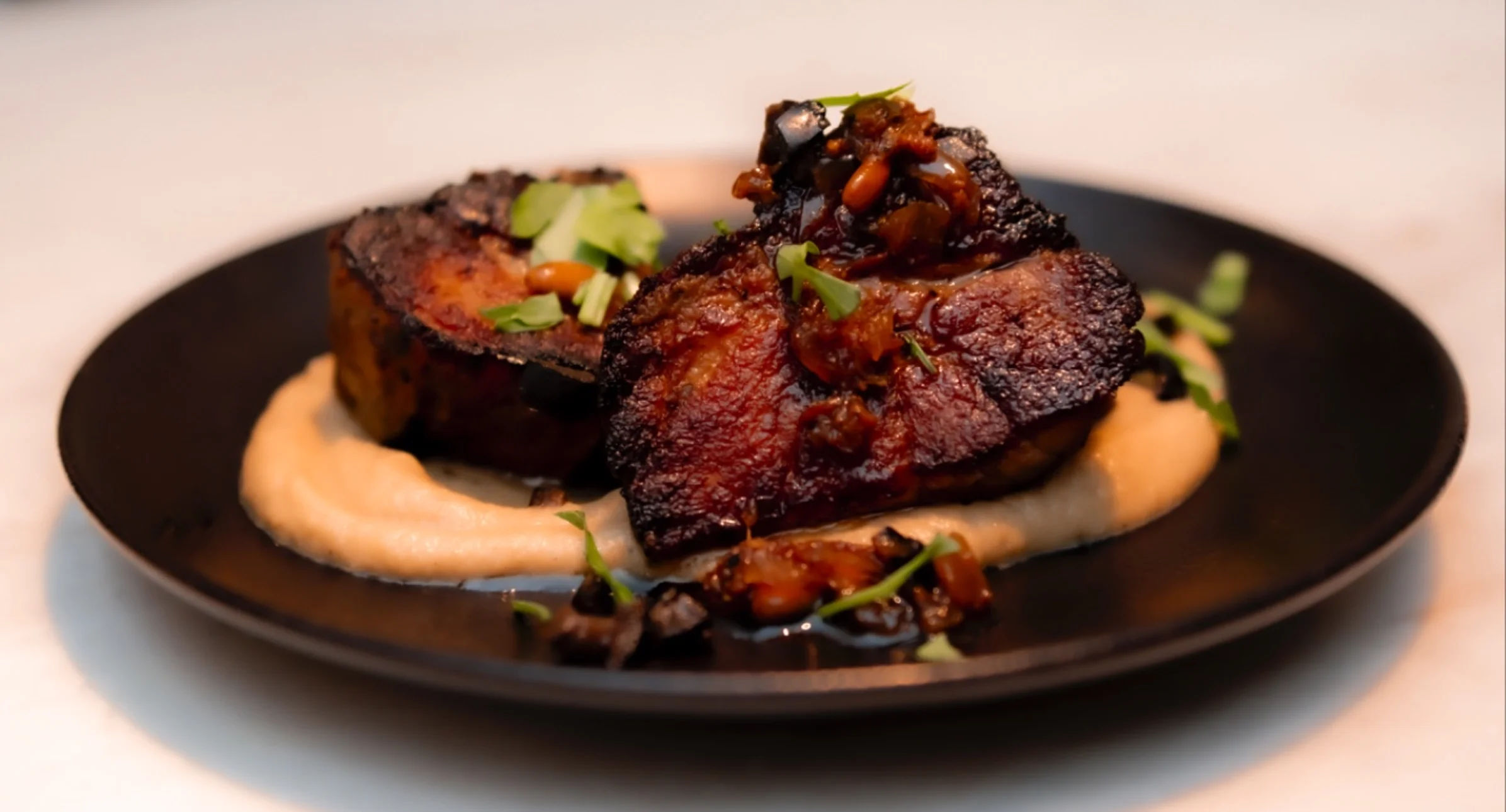 Het antwoord op de hamvraag vind je bij het Consorcio del Jamón Serrano Español