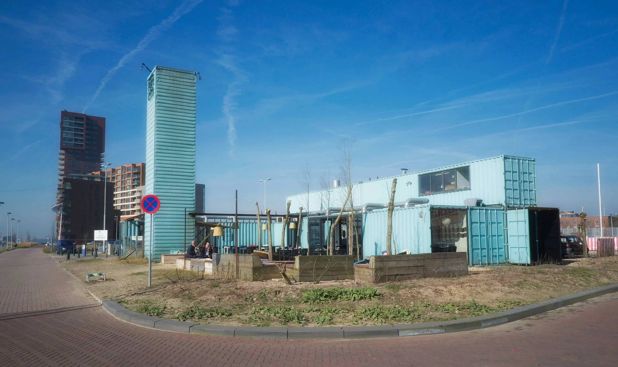 Wijn of Water: beachlife & fusion aan de Maas