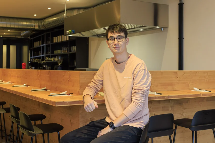 De kom met handgemaakte noedels is het enige wat telt bij Juyi Ramen