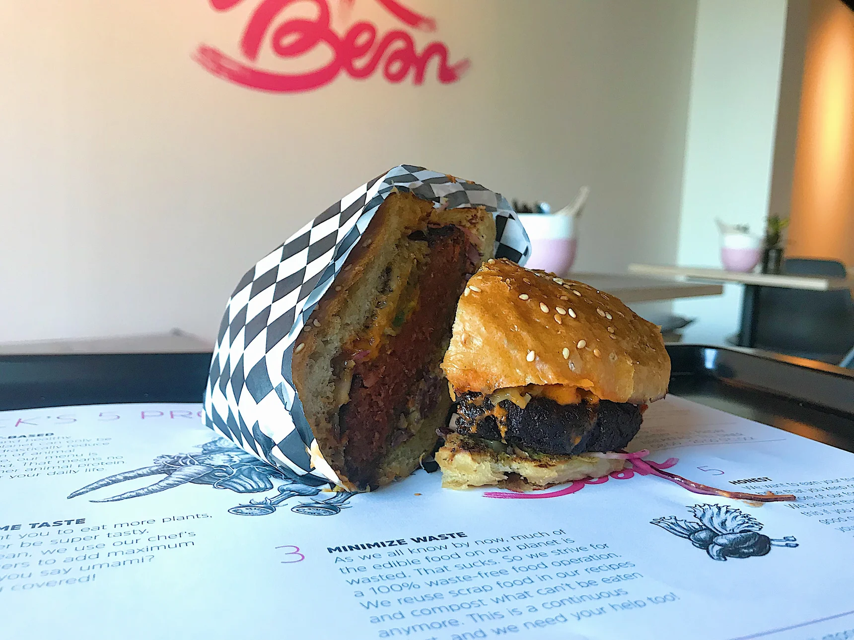 Jack Bean: vegan burgers, wraps en muffins eten zonder dat je het door hebt
