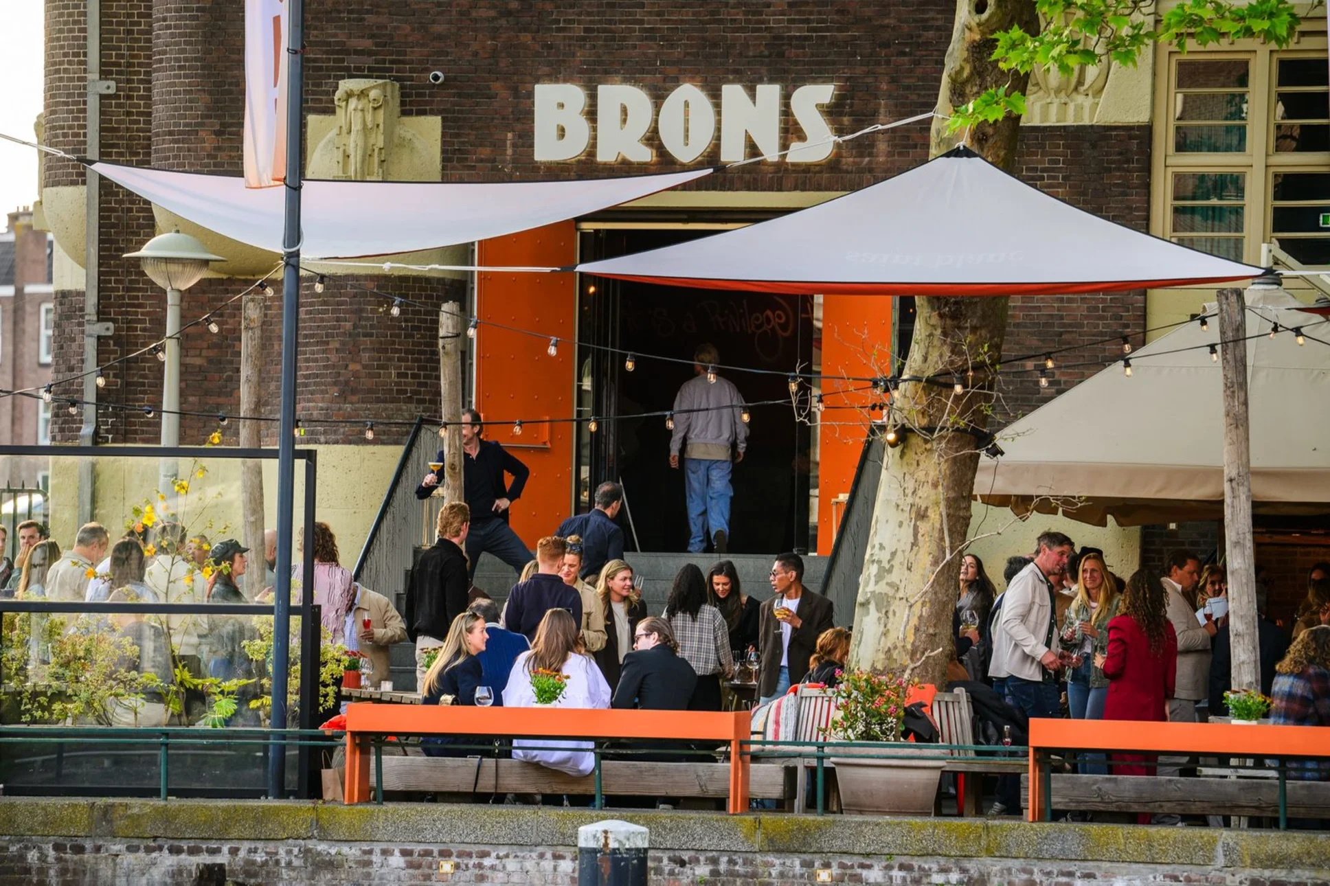 BRONS