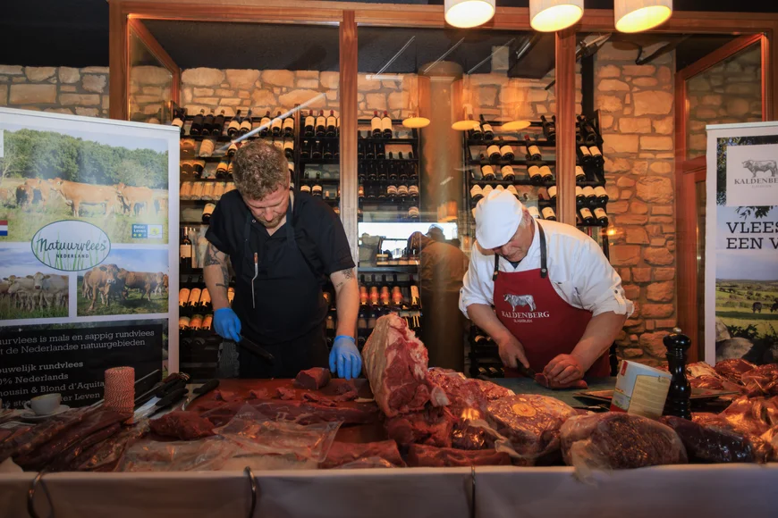 Culinair spektakel bij Lemongrass: van Tuna Show tot Meat Masters