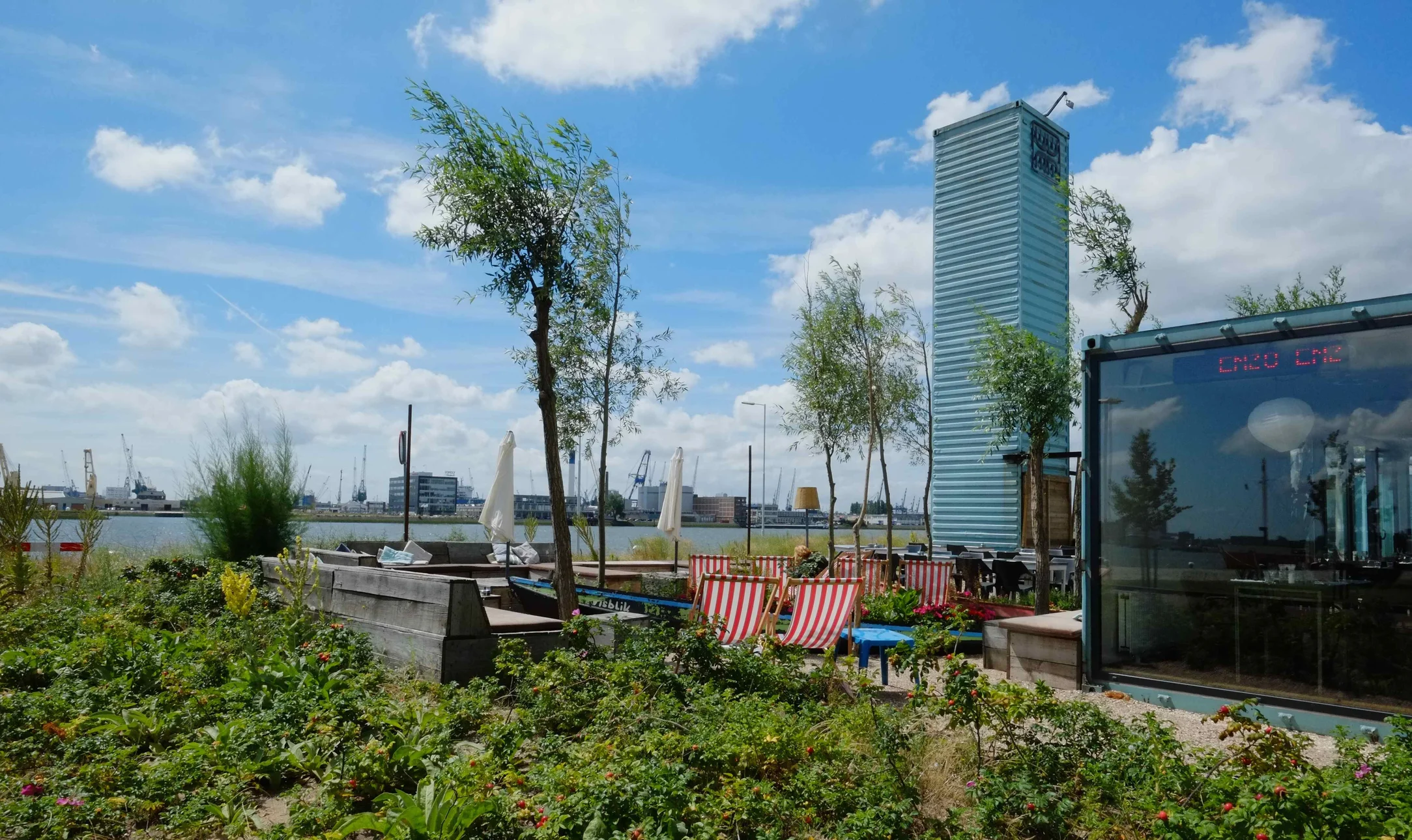 Nog maar eens acht mooie terrassen aan de Nieuwe Maas