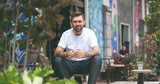Paul Sharo van Man Met Bril Koffie blijft altijd koel