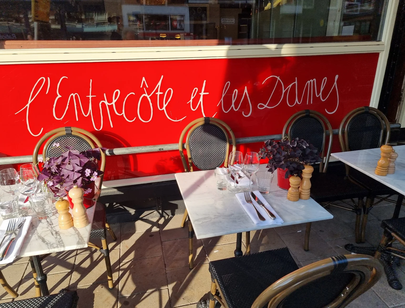 L’Entrecote et les Dames