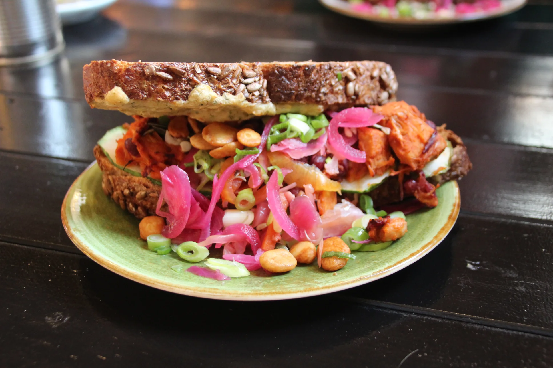 De Zware Jongens stelen ons hart met hun vegetarische kaart